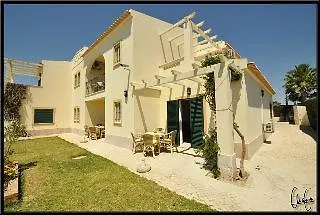 Monte Dos Avos Village - Pets Friendly 3* فوزيتا