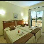 Monte Dos Avos Village - Pets Friendly Hotel Fuseta