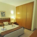 Monte Dos Avos Village - Pets Friendly Hotel