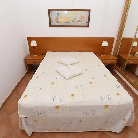 Monte Dos Avos Village - Pets Friendly فوزيتا