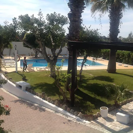 Monte Dos Avos Village - Pets Friendly 3* Fuseta