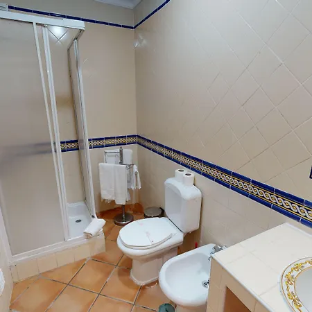 Monte Dos Avos Village - Pets Friendly Hotel Fuseta