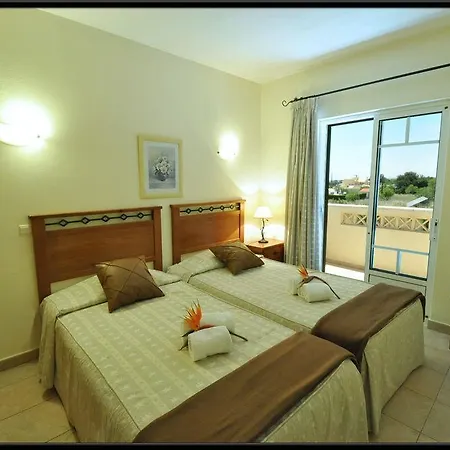 Monte Dos Avos Village - Pets Friendly Hotel Fuseta