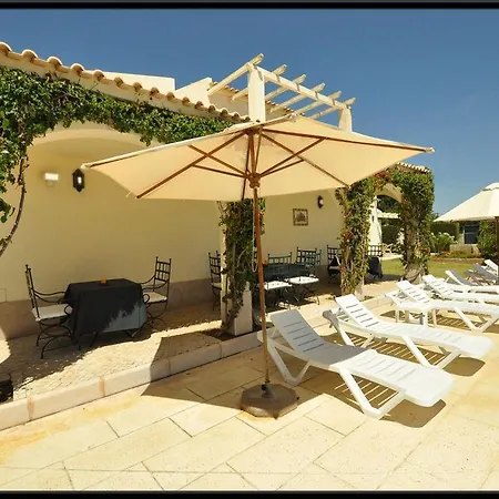 Monte Dos Avos Village - Pets Friendly Hotel
