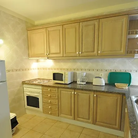 Monte Dos Avos Village - Pets Friendly Hotel