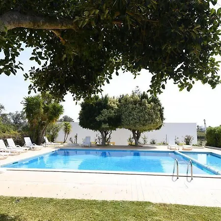 Monte Dos Avos Village - Pets Friendly Hotel 3*