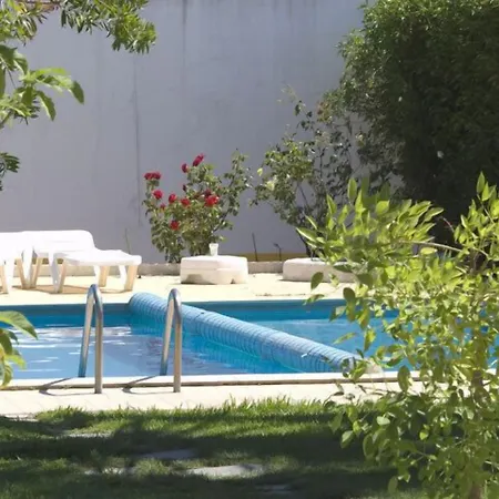 ホテル Monte Dos Avos Village - Pets Friendly 3*