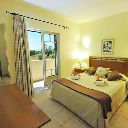 Monte Dos Avos Village Hotel
