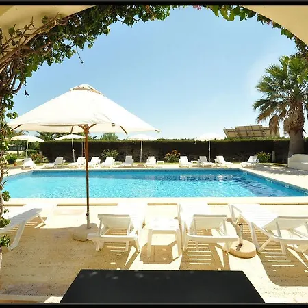 Monte Dos Avos Village Hotel 3*